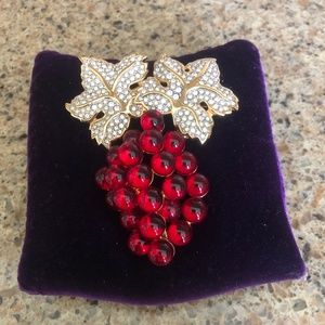 Vintage Swarovski Crystal Grape Brooch - S.A.L